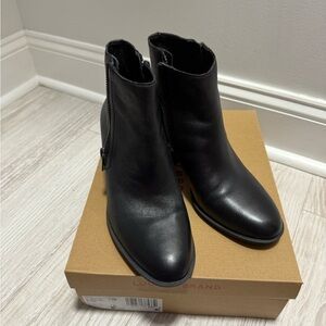 Lucky Brand black ankle booties
